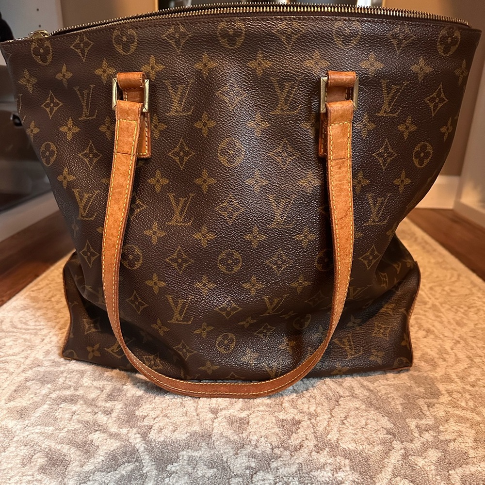 Louis Vuitton Cabbas Mezzo GM